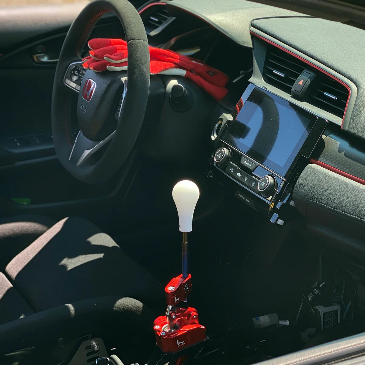 Hybrid Racing 130R Delrin Shift Knob - White (M12x1.25)