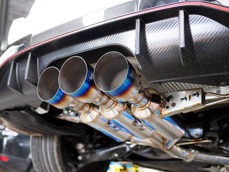 Invidia 2017 Honda Civic Type-R Gemini/R400 Full 76mm Exhaust w/Front Pipe and Titanium Tips
