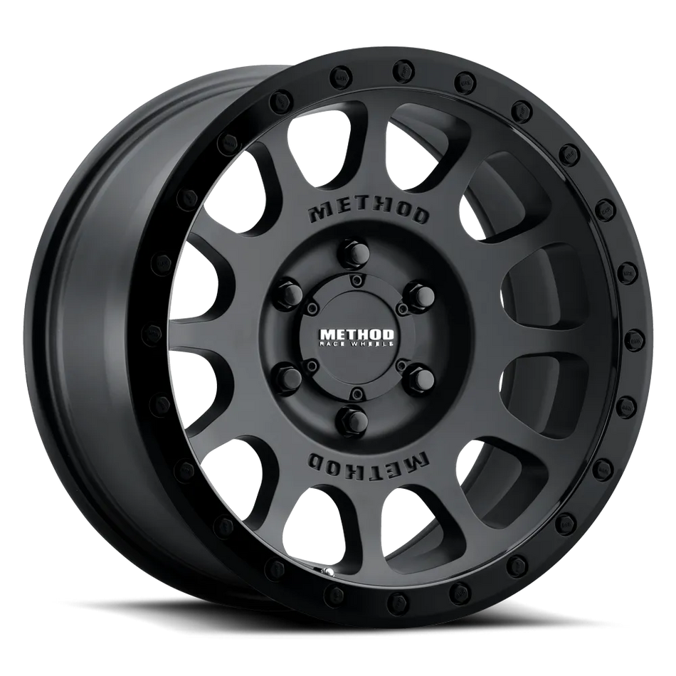 Method MR305 NV 18x9 +25mm Offset 5x150 116.5mm CB Gloss/Matte Black Street Loc Wheel