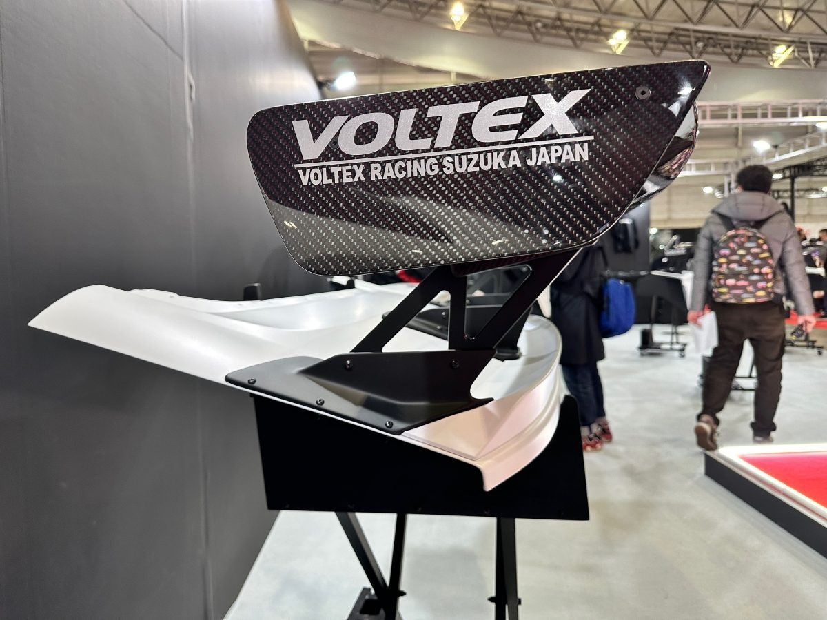 VOLTEX WET CARBON TYPE 2 & 4 REAR WING WITH 225MM STANDS, END PLATE Z FOR RZ34 NISSAN Z