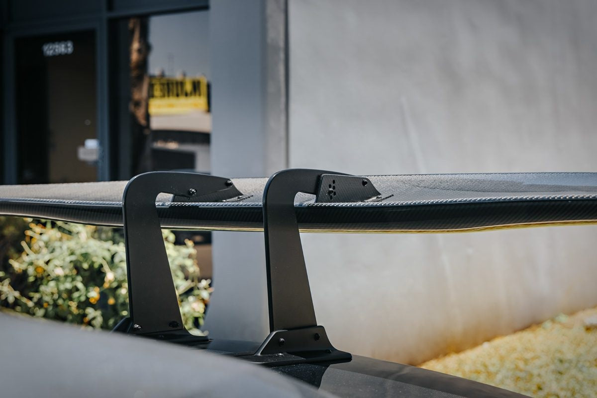 VOLTEX CARBON FIBER TYPE-7.5 SWAN NECK GT WING FOR R35 NISSAN GT-R