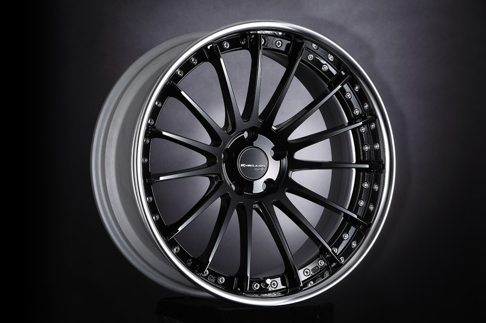 SSR Executor CV04 19x10.5 5x114.3 38 Offset Gunmetal w/ Anodized Black Inner Barrel