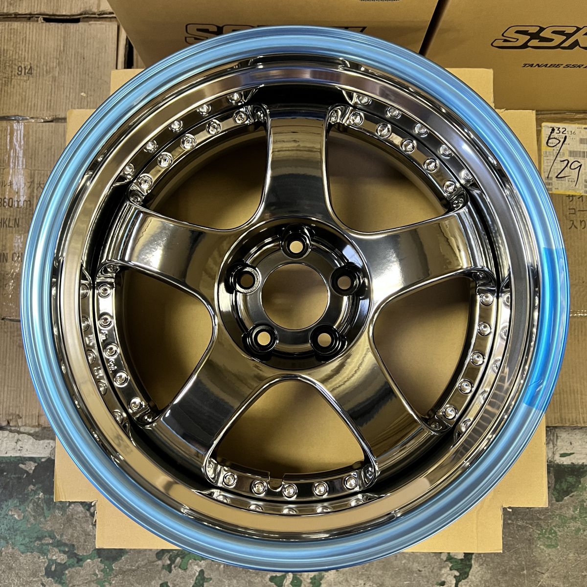 SSR Professor SP1 18x10.5 / +05 NR / 5/114.3 Super Black Coat Wheel