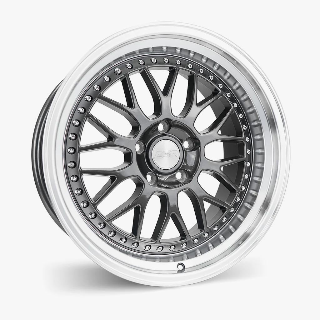 ESR Wheels CUSTOM DRILL SR01 18X10.5 +22 67.1 GUNMETAL MACHINE LIP..PCD: 80511122 SR01GM-ML