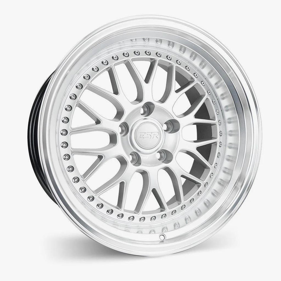 ESR Wheels CUSTOM DRILL SR01 18X8.5 +30 67.1 HYPER SILVER MACHINE LIP..PCD: 88511130 SR01HS-ML