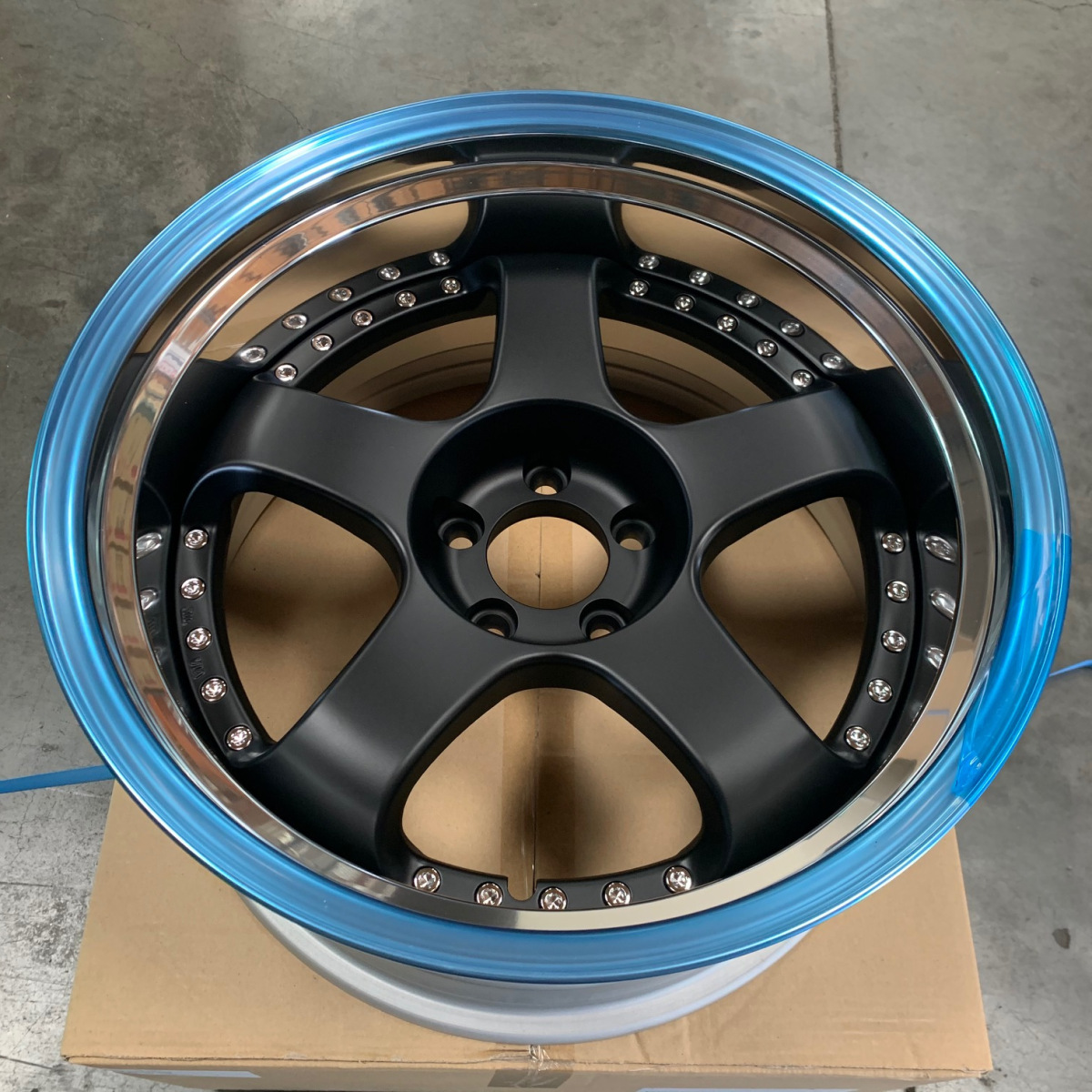 SSR SP1R 17x11 5x114.3 -19 Offset Hyper Disk Black Wheel