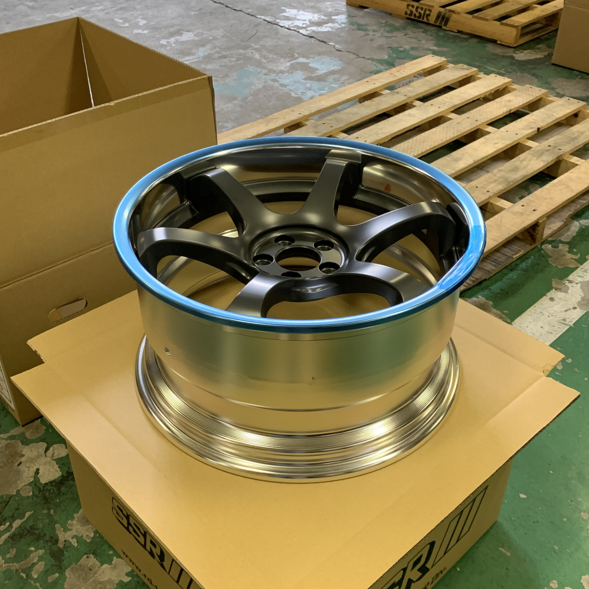 SSR Reiner Type-6R 18x9 +30mm Offset 5x100 Flat Gunmetal Wheel